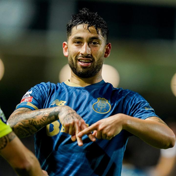 赛前葡超传出新动向;浙江稠州止住颓势;管理层表态:更衣室稳定;阵容厚度经受考验(巴斯离队后的浙江稠州男篮表现展望)-JIUYOU体育